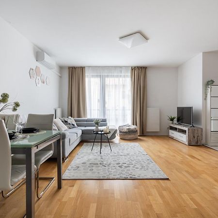 Pp Apartment - Pearl Of Paulay Budapest Exterior photo